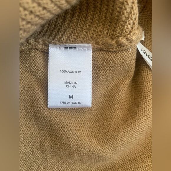 New York and company 7th ave design cardigan very beautiful and light - Picture 3 of 3